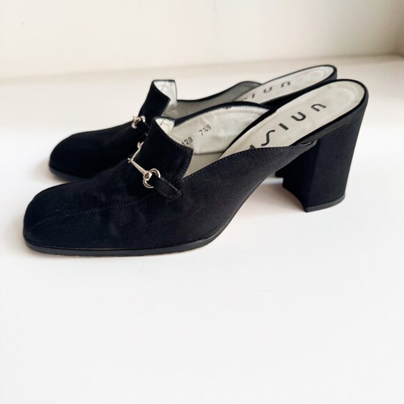 Vintage Unisa Black Satin Horsebit Detail Block Heel Slides 7.5B - Picture 8 of 10